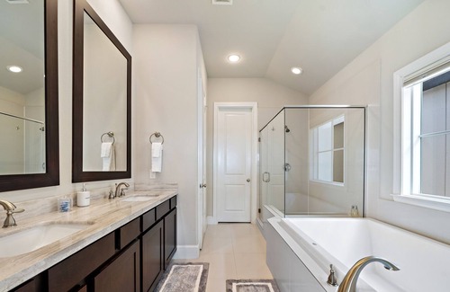 Central Southwest House | Beautiful, Modern Designed Townhome, Best Location in Houston!
