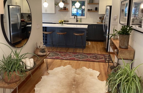 Ann Arbor Other | Beautiful Modern Farmhouse Nestled in the Ann Arbor Woods