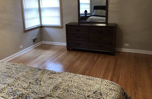 Lincolnwood House | Beautiful modern home in Lincolnwood Towers