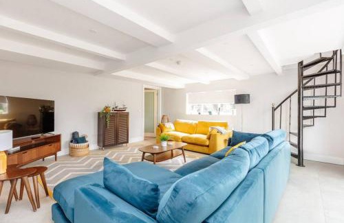 Dingle House | Beautiful Modern Home In Dingle 5 min walk to town