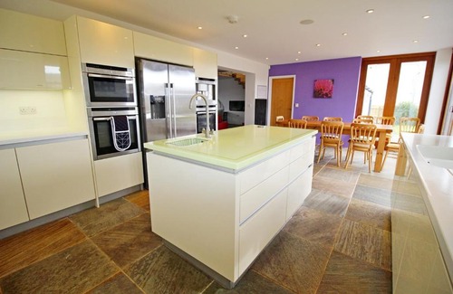 Oldwalls House | Beautiful modern house in the heart of Gower