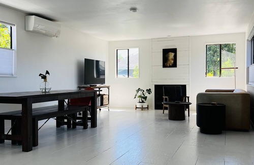 Green Lake House | Beautiful Modern House in the heart of GREEN LAKE.