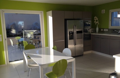 Marignane Villa | Beautiful modern Villa of 300 m2 in calm with swimming pool. Ideal Great Family