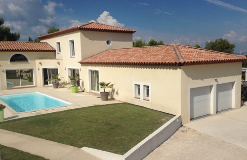 Marignane Villa | Beautiful modern Villa of 300 m2 in calm with swimming pool. Ideal Great Family