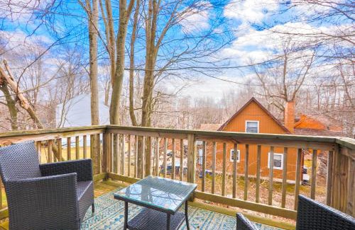 Tobyhanna Ski Chalet | Beautiful Mount Pocono Chalet with Hot Tub!