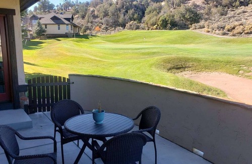Gypsum House | Beautiful mountain home on golf course
