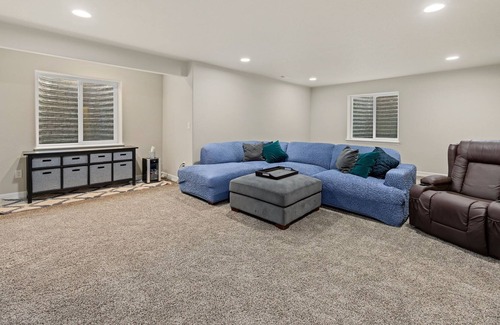 Longmont House | Beautiful Mountain-View New Build with Gym & Office - Central to DIA & RMNP