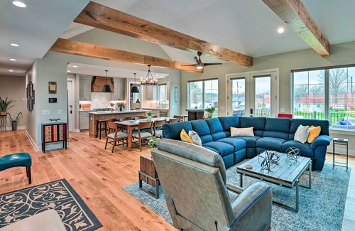 Nashville House | Beautiful Nashville Home Near Downtown w/Hot Tub!
