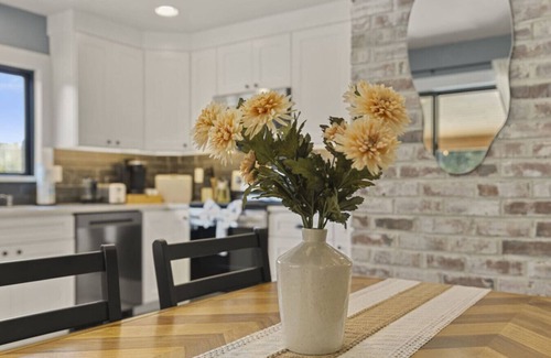 Pierce County House | Beautiful Nature Retreat minutes to Mt. Rainier