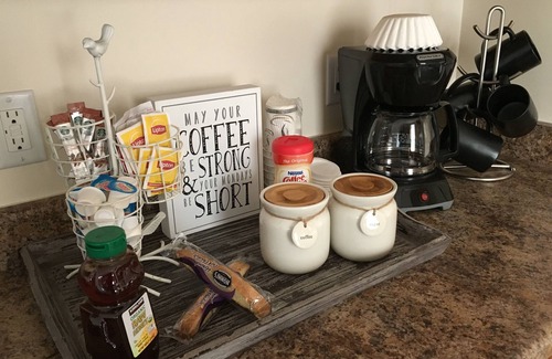 Kenosha House | Beautiful! Near Microsoft Mt Pleasant Sleeps 8