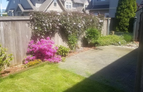 Sardis House | Beautiful Nest: 2 Bedroom Ground Suite.