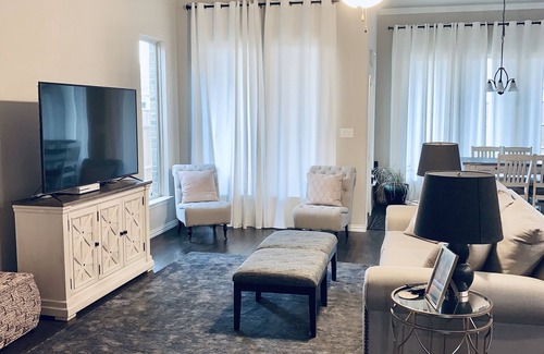 Northlake House | Beautiful new 4 bed house!