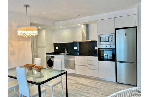 Tarifa Apartment | Beautiful new apartment in Tarifa with views to the Strait of Gibraltar, very good location.