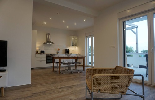 Jakisnica Apartment | Beautiful new apartment with sea view on Pag, Croatia