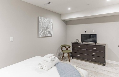 Fairmount Apartment | Beautiful new construction three bedroom, two bathroom in the heart of Fairmount