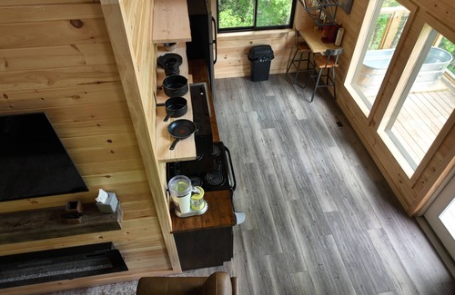 Topton Cabin | Beautiful New Construction Cabin in Nantahala Gorge!