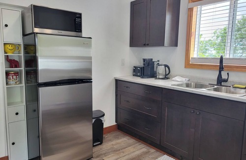Port Loring Cottage | Beautiful, new cottage with stunning views. Prime location in Port Loring