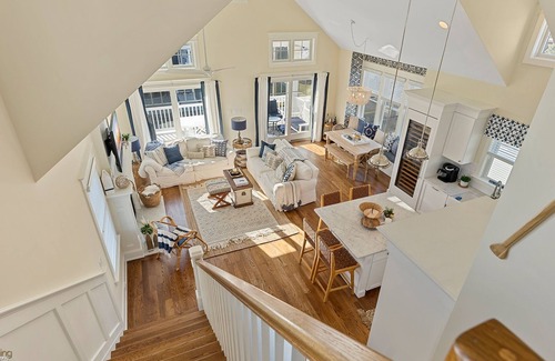 Avalon House | Beautiful new home, professionally decorated with pool close to town and beach
