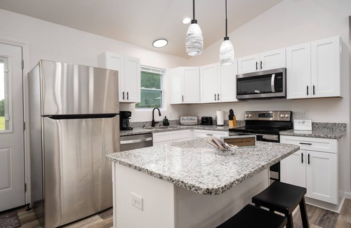 High Springs House | Beautiful New House on 5 Acres close to springs