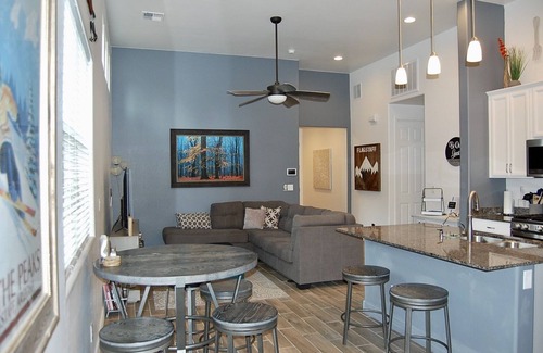 Flagstaff House | Beautiful New Townhome nestled in the Pines!