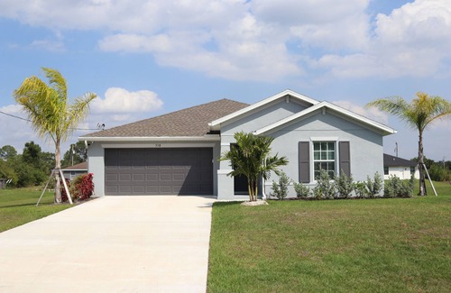Lehigh Acres House | Beautiful new vacation home in Fort Myers/Lehigh Acres