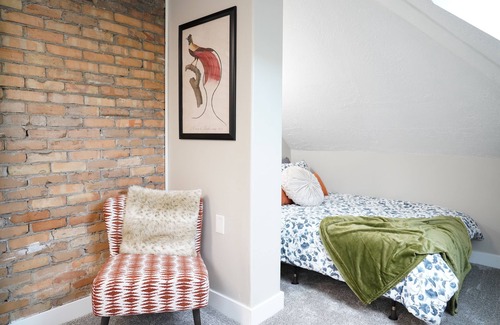 Logan House | Beautiful New York Style Loft In Downtown Logan
