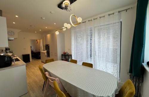 Great Baddow Apartment | Beautiful Newbuild 5 bedroom Town House