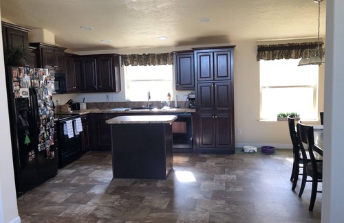 Pendleton House | Beautiful newer home in Pendleton