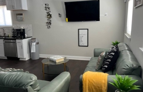 College Park House | Beautiful Newly Built In Town Single Family; Close to:(Airport, Highways, Malls)