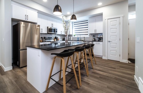 North Central Edmonton House | Beautiful Newly Built House - Downtown Edmonton