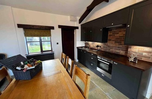 St Hilary Apartment | Beautiful newly converted barn in St Hilary