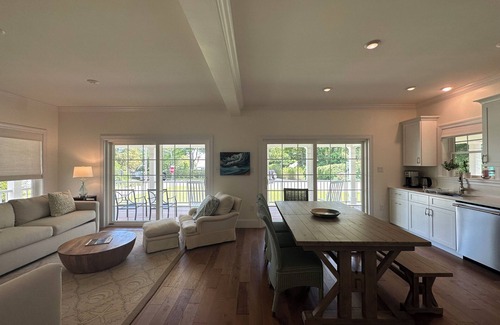 Vineyard Haven House | Beautiful Newly Constructed Home Walking Distance from Downtown Vineyard Haven