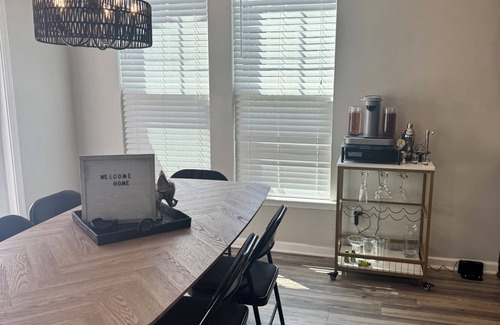 Port Wentworth House | Beautiful Newly Decorated Home in Savannah/Pooler Area