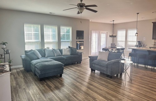 Port Wentworth House | Beautiful Newly Decorated Home in Savannah/Pooler Area