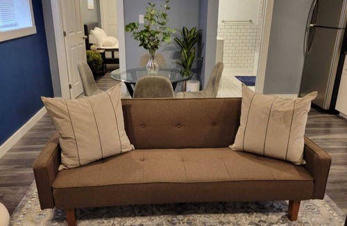 Windsor Apartment | Beautiful newly designed Luxurious Apartment