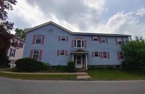 Gloversville Apartment | BEAUTIFUL NEWLY FURNISHED & Updated Apartment! Calling TRAVEL NURSES & MEDS!