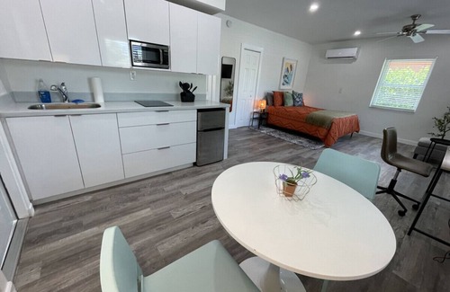East Little Havana Apartment | Beautiful newly renovated chic studio on little habana.
