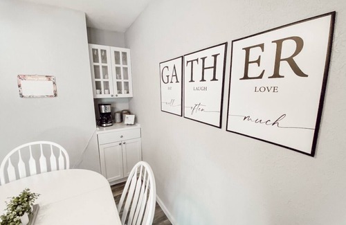 South Lethbridge House | Beautiful newly refinished Home with easy access to Lethbridge with lake close.