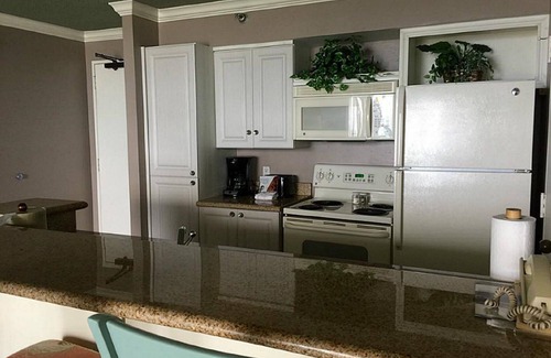 Galveston Condo | Beautiful newly renovated 1Bdrm/1 at the San Luis Resort overlooking the ocean
