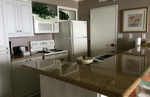 Galveston Condo | Beautiful newly renovated 1Bdrm/1 at the San Luis Resort overlooking the ocean