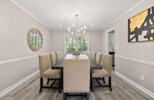 East Cobb House | Beautiful Newly-Renovated Home in Indian Hills