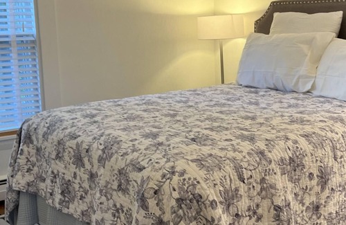 Yarmouth Port Apartment | Beautiful, newly updated apartment in an antique home on Historic 6 A