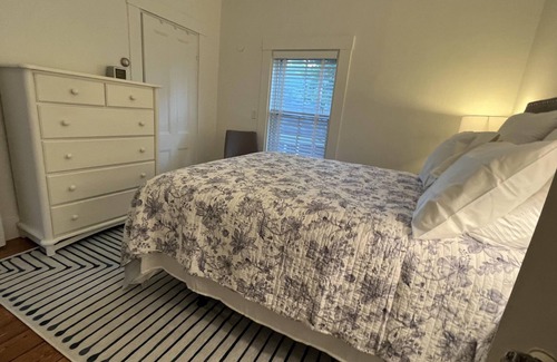 Yarmouth Port Apartment | Beautiful, newly updated apartment in an antique home on Historic 6 A