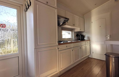 Egmond aan den Hoef House | Beautiful detached chalet for 5 persons by the sea