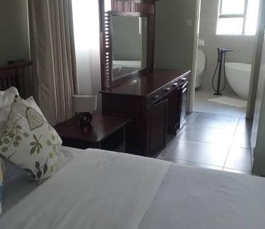 Bulawayo House | Beautiful No Fuss Serene 3 Bed House in Bulawayo