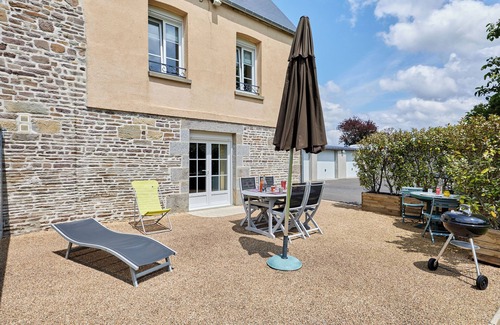 Fleury Cottage | Beautiful Norman longère entirely renovated