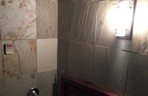 Seattle Metro Area House | Beautiful Oasis in Seattle's Seward Park