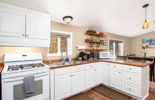 Mariposa House | Beautiful Oasis,Relax, Refresh, Tranquil, Escape,near Yosemite National Park!