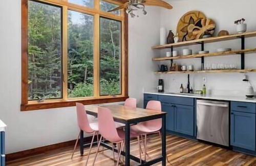 Perrysville House | Beautiful Oasis | Sauna | Mohican Getaway