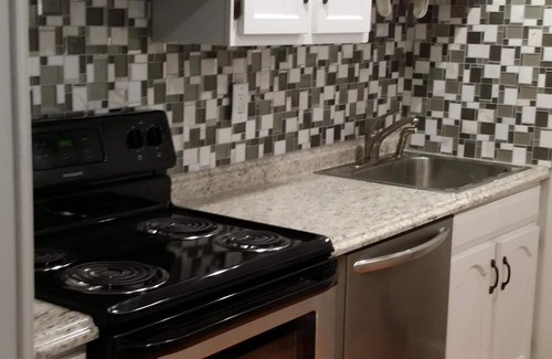 South Seaside Park Condo | Beautiful Ocean Front Bldg. 2 Bed./2 Bath Condo Sleeps 6 LUX $3000 /wk.